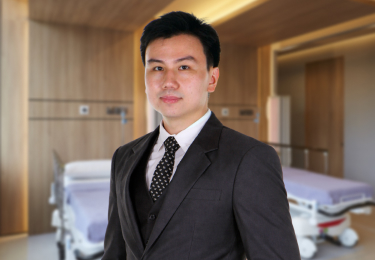 Dr Ng Zhi Yang
